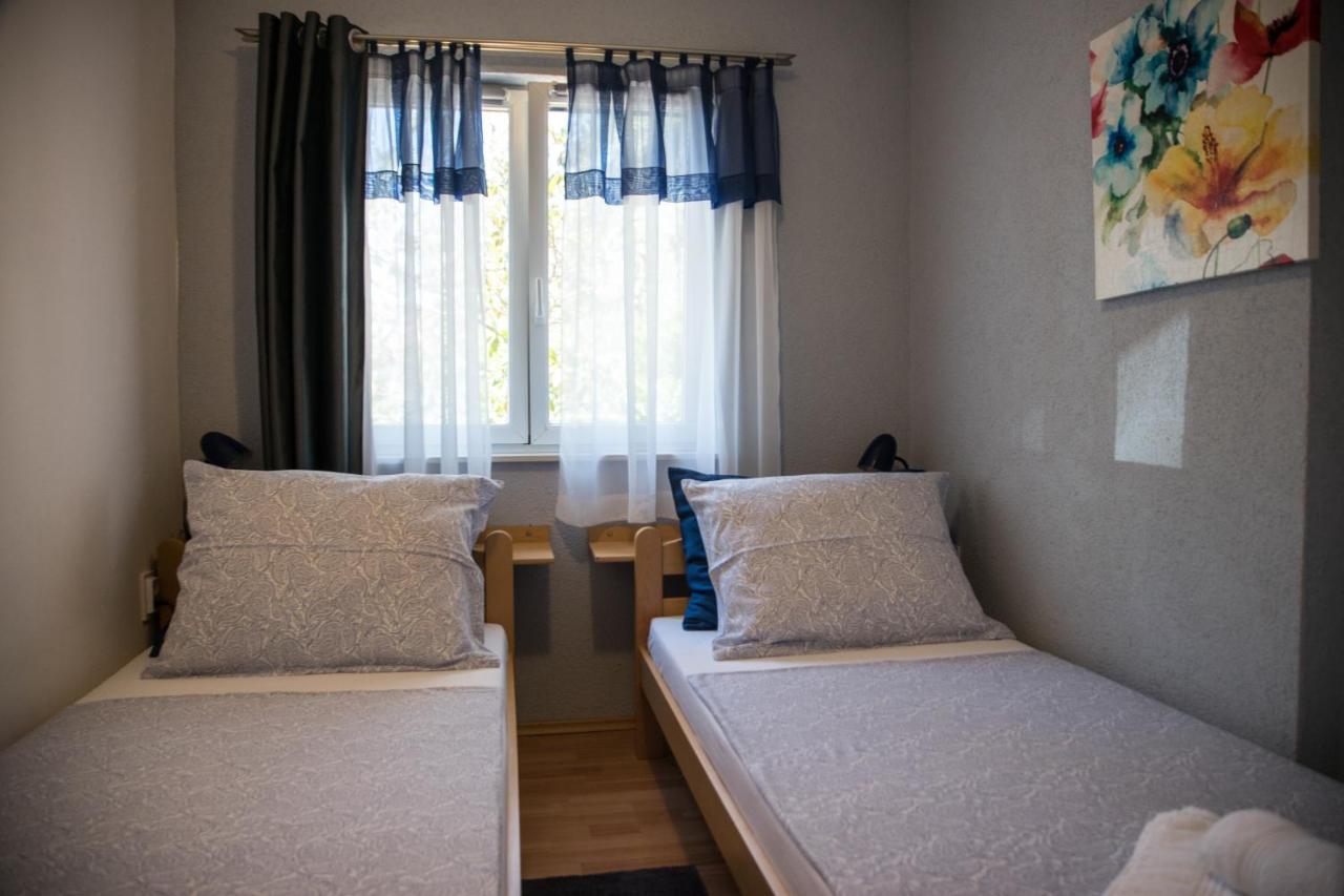 Apartmani M&C Fažana エクステリア 写真
