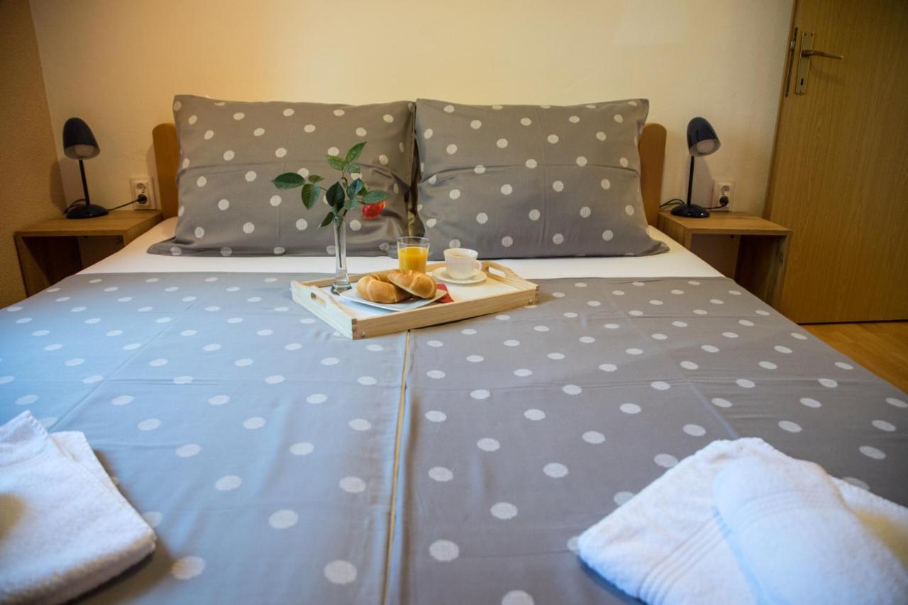 Apartmani M&C Fažana エクステリア 写真